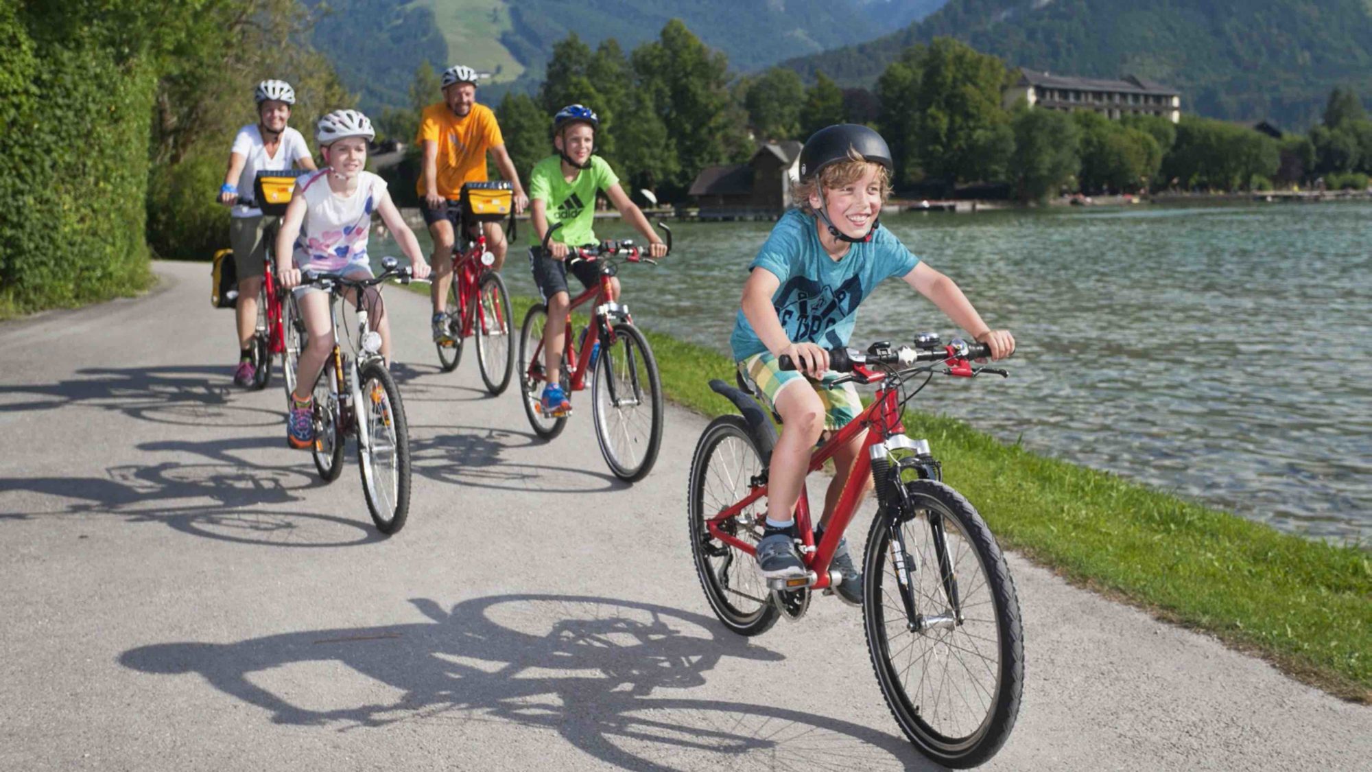 BICICLETA MAL AJUSTADA PODE MACHUCAR OS JOELHOS