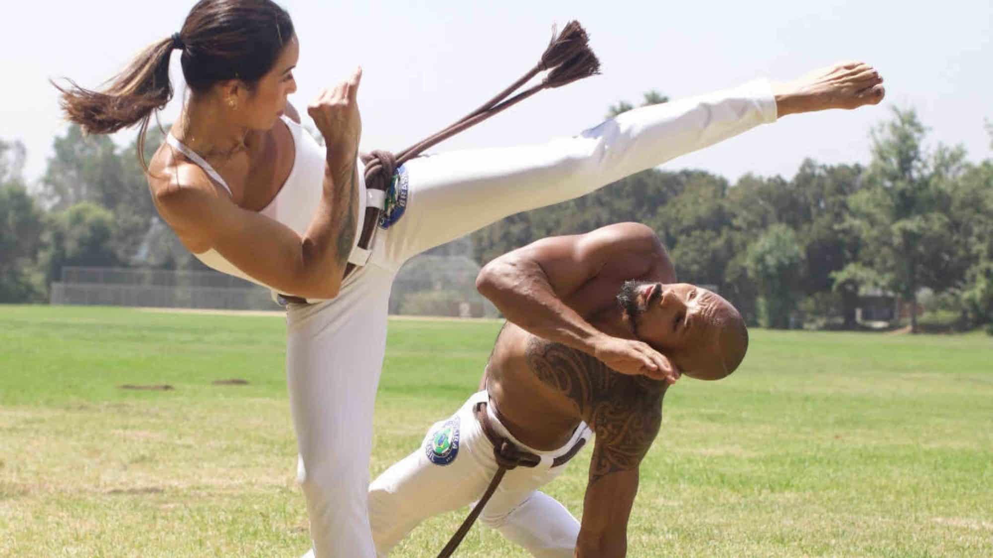 LESÕES DO JOELHO NA CAPOEIRA