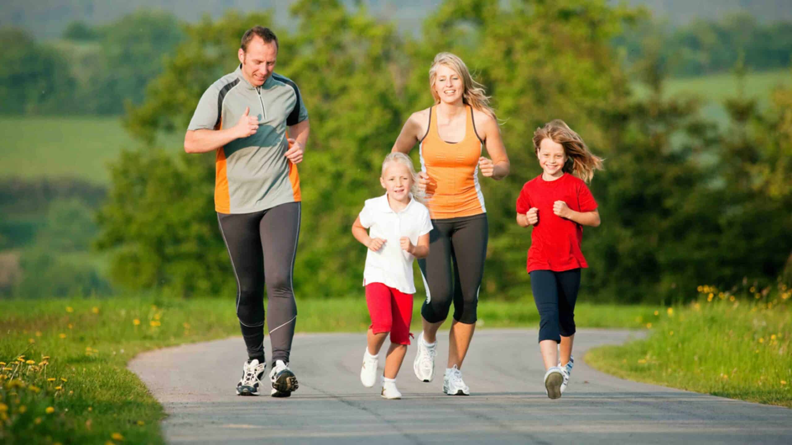 INFLUÊNCIA DAS ATIVIDADES FÍSICAS NO JOELHO INFLUÊNCIA DAS ATIVIDADES FÍSICAS NO JOELHO