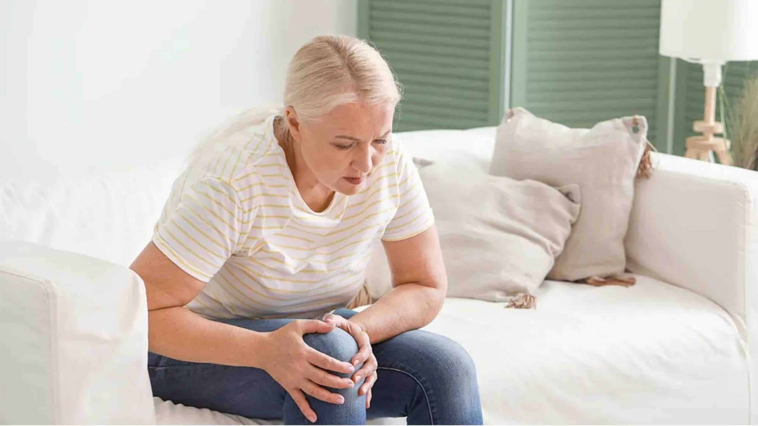 CRISE REUMÁTICA NO JOELHO CRISE REUMÁTICA NO JOELHO